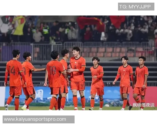 李新翔因伤未能入选U22国足西征阵容26名球员随队出发